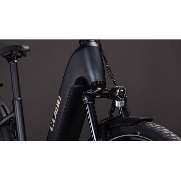 CUBE Touring Hybrid ONE 600