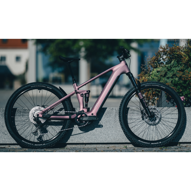 CUBE Stereo Hybrid ONE22 Race 800 � Shiftblush�n�Black