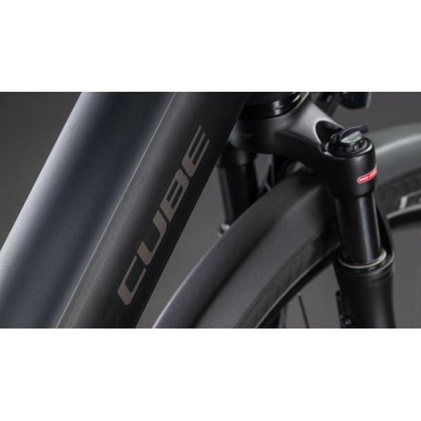 CUBE Supreme RT Hybrid Deluxe EX 600